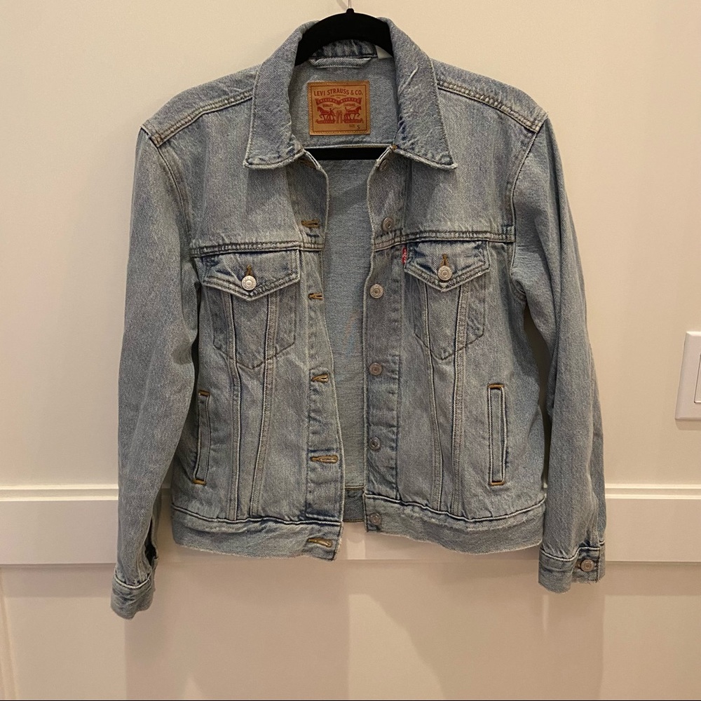 Levis jean jacket